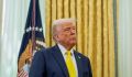 Рейтинг одобрения президента США Дональда Трампа упал до самого низкого уровня с момента его возвращения в Белый дом, следует из опроса Reuters/Ipsos