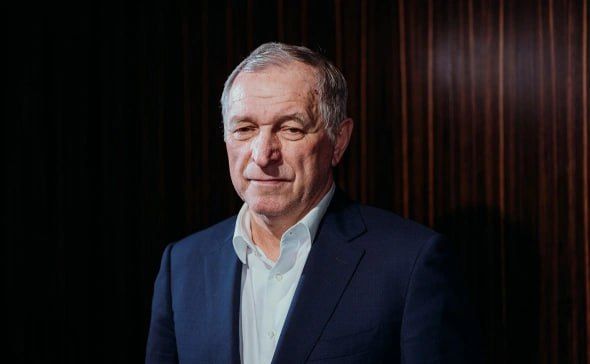 -              ,  1990-  ,       ...