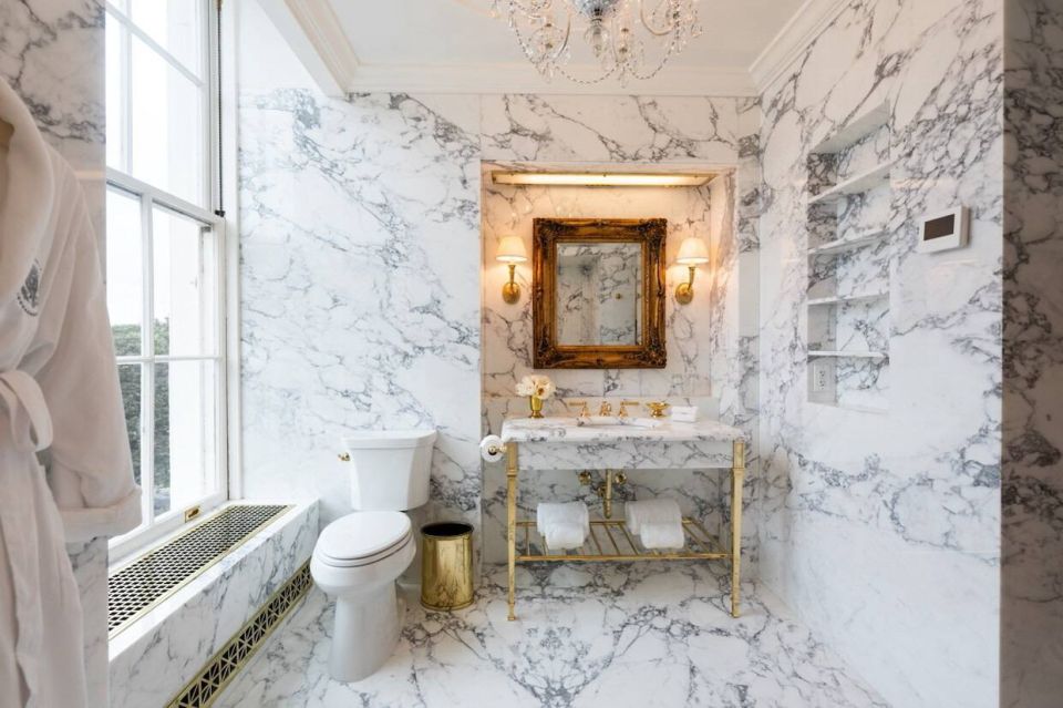  :          Air Force One,     