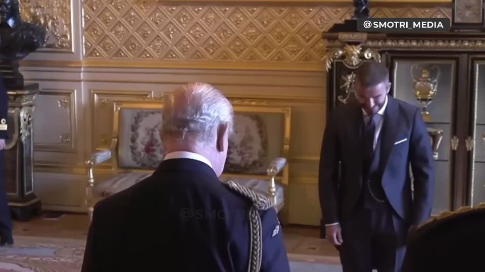 Дэвида Бекхэма посвятили в рыцари