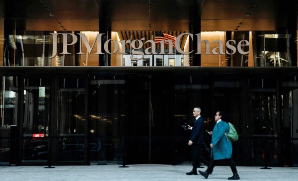   ,  JPMorgan Chase       ,  Financial Times      