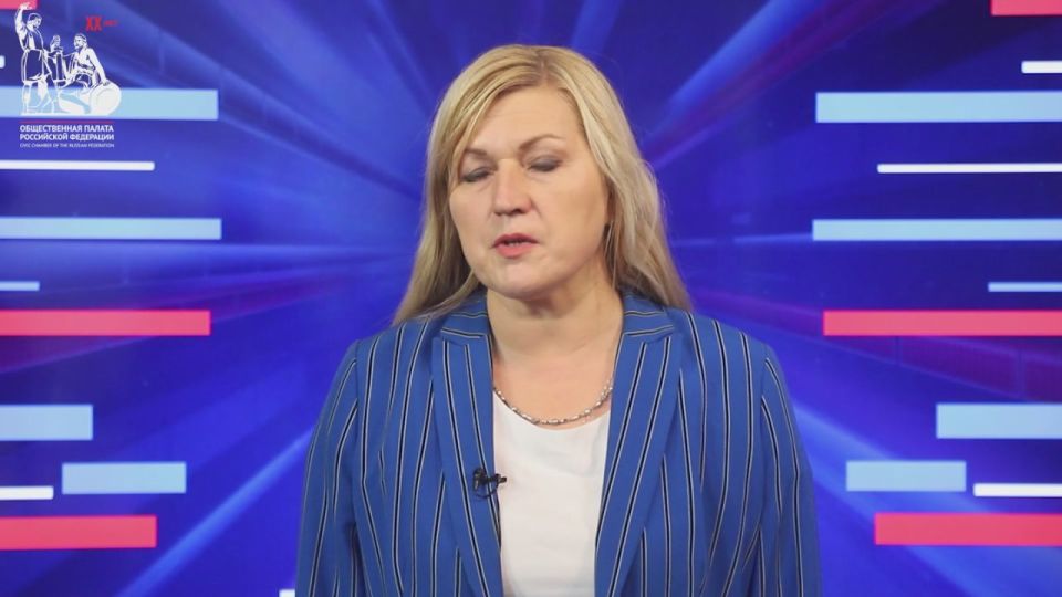 Важность патриотического воспитания молодежи обсудили на форуме «Сообщество» в Москве