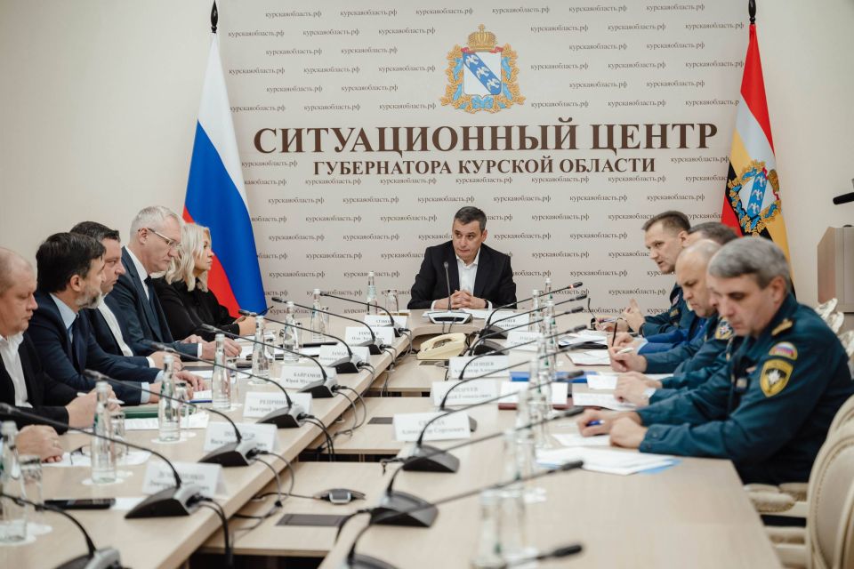 Александр Хинштейн: Провели заседание комиссии по предупреждению и ликвидации чрезвычайных ситуаций в Курской области