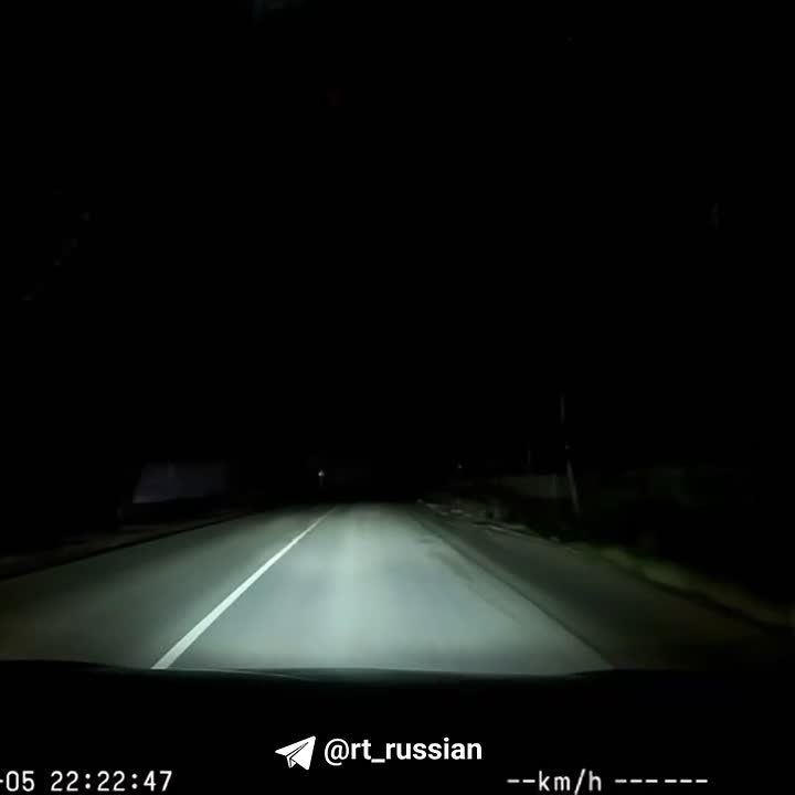 Яркий болид заметили в небе над Московским регионом, пишут в сети