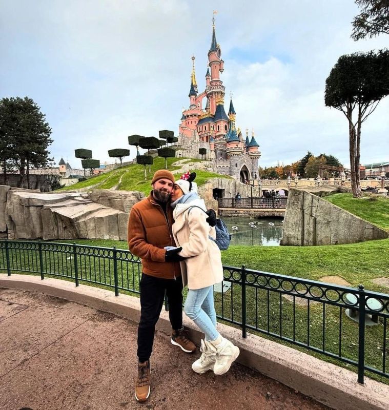 Убийцы криптомошенника Новака и его жены в ОАЭ избавились от ножей и личных вещей супругов, оставив их в разных эмиратах