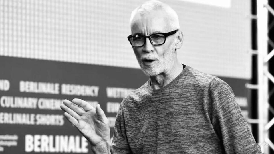 Умер режиссер фильма о Джеймсе Бонде "Умри, но не сейчас" Ли Тамахори