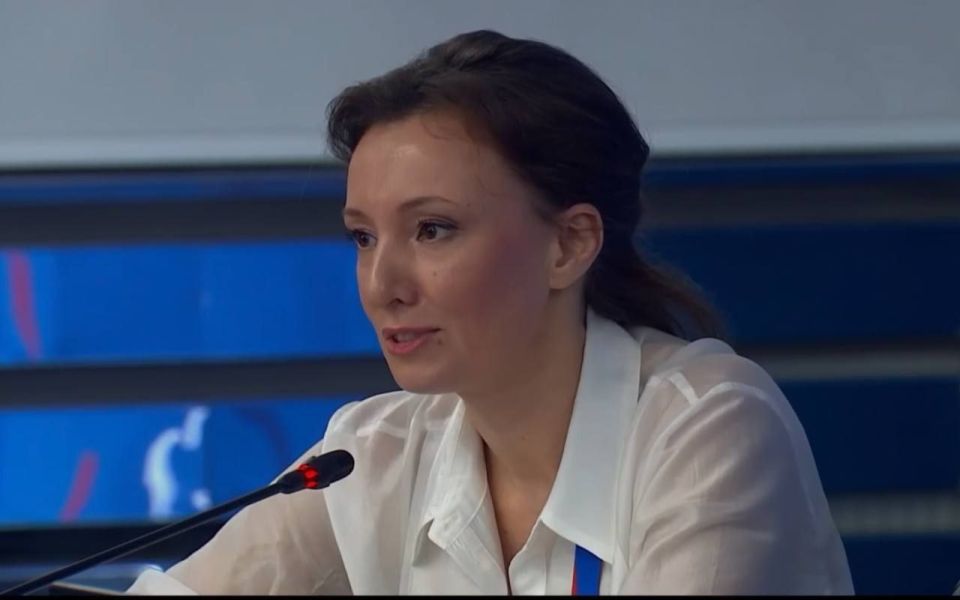 Анна Кузнецова: На Совете по развитию физической культуры и спорта под председательством Президента РФ обсудили проблемы и решения в сфере детско-юношеского спорта