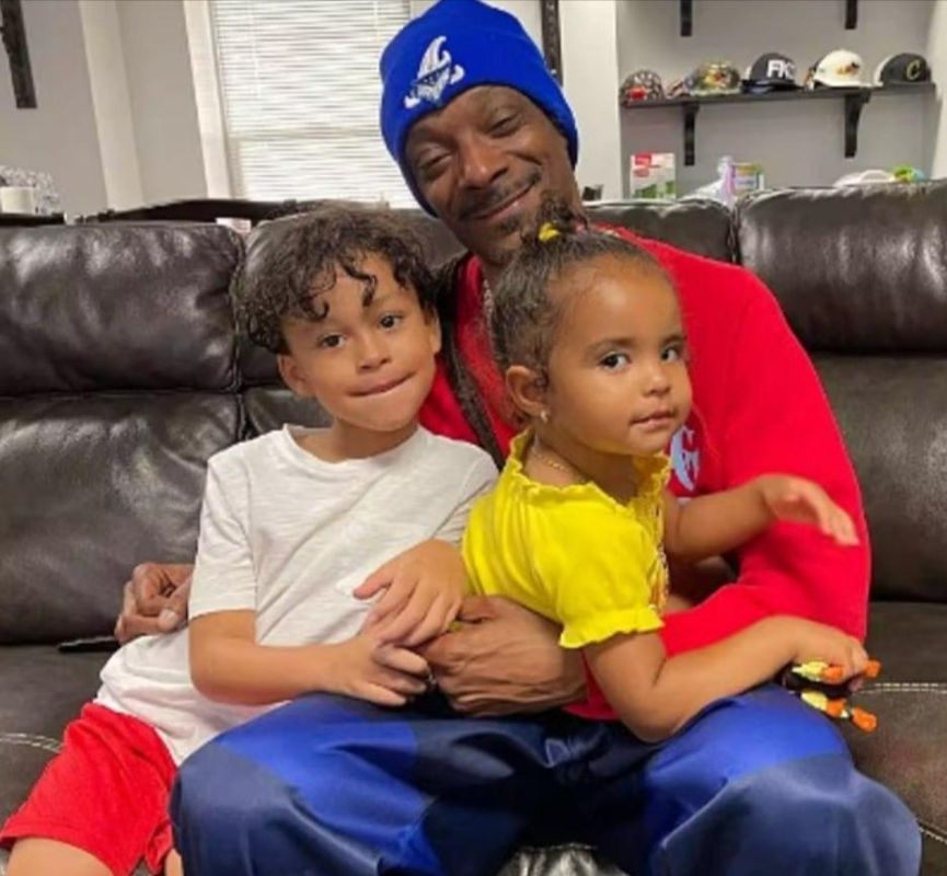 NBC резко отменила трансляцию новогоднего шоу Снуп Догга из-за его «гомофобных» комментариев, пишет Daily Mail