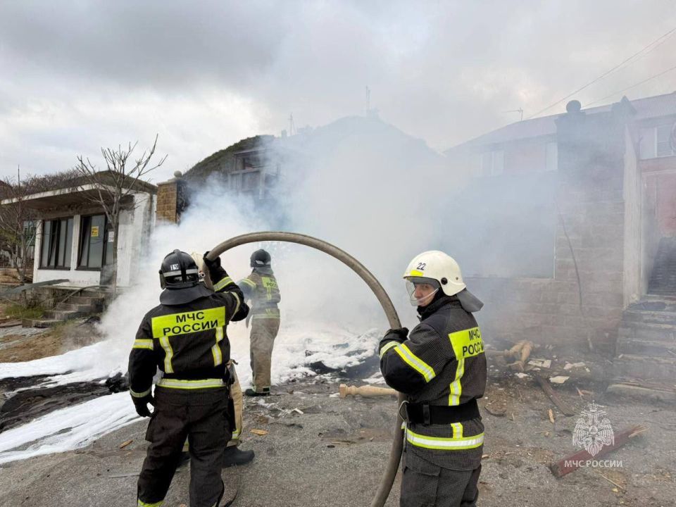 Возбуждено уголовное дело по факту крушения вертолета Ка-226 в Дагестане, сообщили в Западном МСУТ СК России