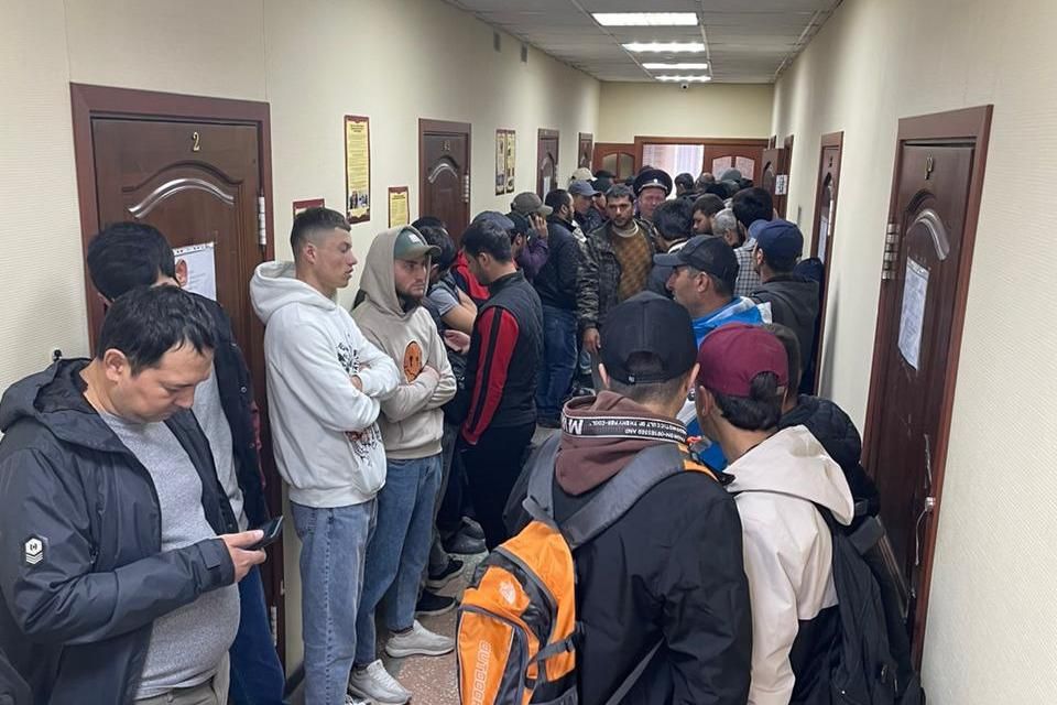 Сергей Миронов: МВД анонсировало организованный набор мигрантов, под запрос конкретного работодателя