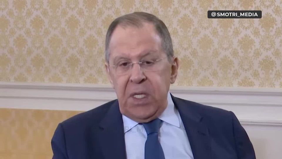 Появляются и те, кто до недавней поры полагался на западных производителей, но всё более убеждаются, что наше вооружение лучше — Лавров