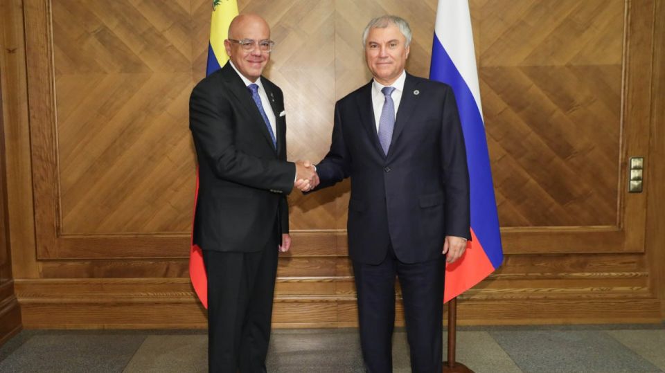 Председатель Государственной Думы Вячеслав Володин поздравил Председателя Национальной ассамблеи Боливарианской Республики Венесуэла Хорхе Родригеса Гомеса с днем рождения