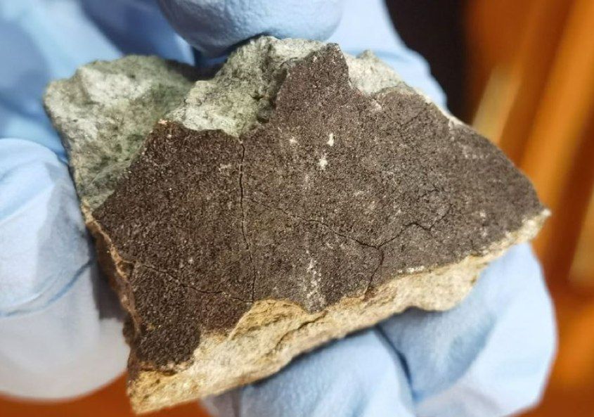 Ученые нашли образцы метеорита, пролетевшего над Тверской областью