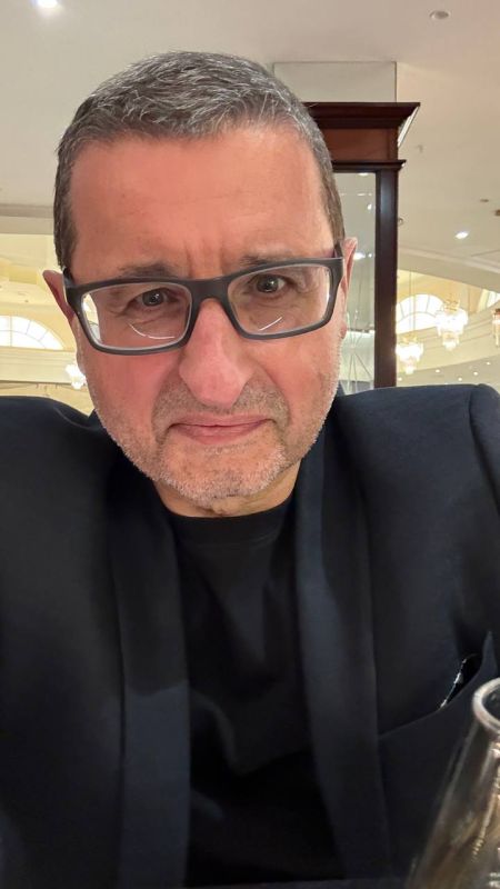 Александр Сосновский: Сегодня буду в эфире #вечерсвладимиромсоловьевым Расскажу про Христо Грозева и Беллингкет, их операции против России