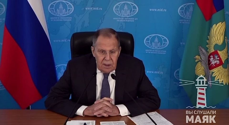 Лавров прокомментировал статью FT о том, что Россия отправила жесткий меморандум, по получении которого США якобы посчитали разговор с бесполезным