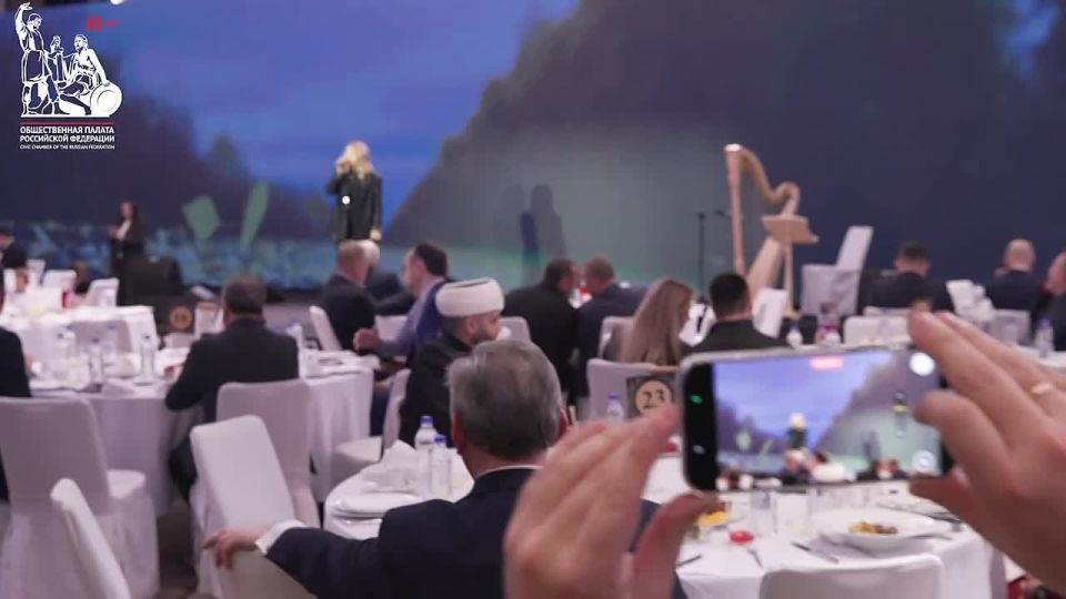 В Москве прошла Национальная Духовная Трапеза, посвященная духовному созиданию России