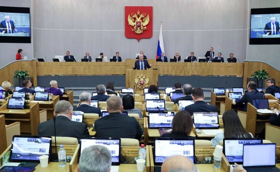 В Госдуму внесен законопроект об административных штрафах для владельцев российских сайтов за нарушение правил авторизации пользователей, текст документа опубликован в электронной базе