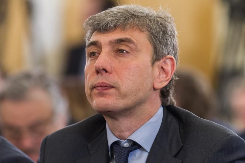 Бизнесмен Сергей Галицкий обогнал основателя Telegram Павла Дурова в рейтинге лидеров мнений, которым доверяют россияне, составленном «Ромиром» (есть у РБК)