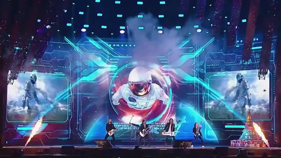 В Новом Херсонесе на Грифон-Арене прошёл концерт группы "Земляне" в поддержку героев СВО