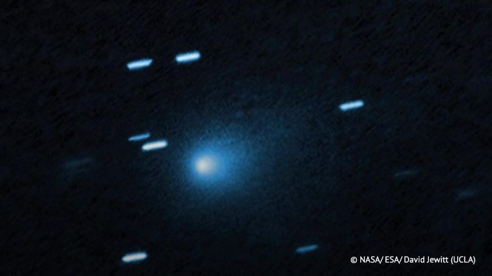 Космический объект 3I/ATLAS не разрушился вблизи Солнца, что говорит о его искусственном происхождении — астрофизик Ави Леб