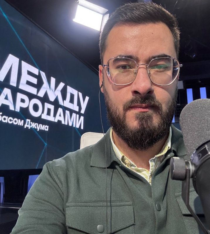 Аббас Джума: Друзья, подключаетесь. Начинаю свою программу «Между народами» на Соловьев Live