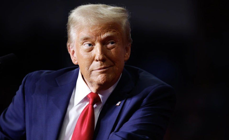 Швейцария отправила в США делегацию промышленных бизнесменов с подарками, чтобы задобрить американского президента Дональда Трампа и добиться снижения пошлин, сообщает Axios