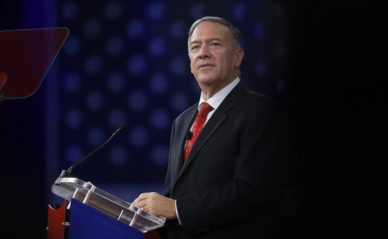 Экс-госсекретарь США Майк Помпео вошел в консультативный совет украинской оборонной компании Fire Point, которая производит дальнобойные беспилотники и ракеты «Фламинго»