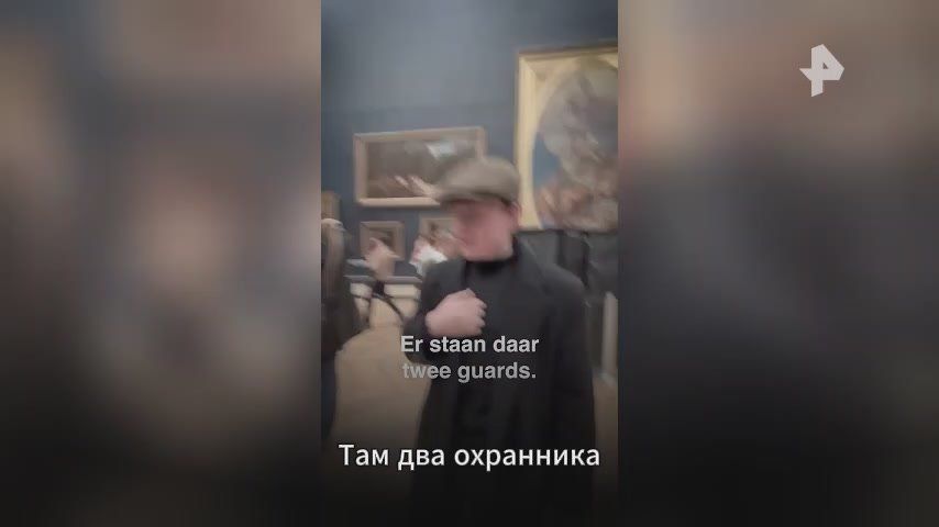 Охрану Лувра снова провели: бельгийские тиктокеры пошутили над системой безопасности музея и повесили свой "шедевр" рядом с "Моной Лизой" да Винчи