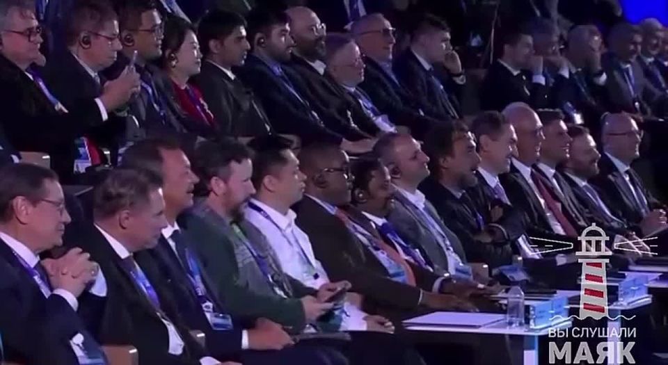 Путин подловил Грефа на благодарности «Роскосмосу»