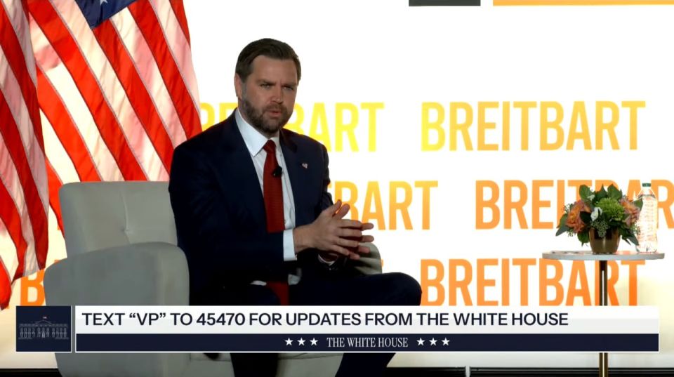 Вэнс заявил, что в Вашингтоне хотят возобновления торговых и культурных отношений между Россией и Украиной