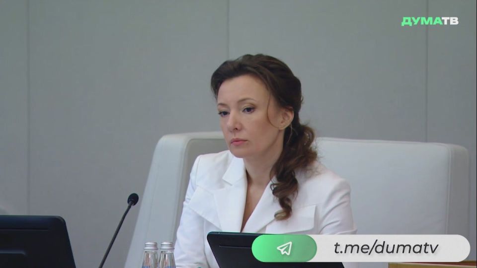 Основной статьей расходов Федерального фонда обязательного медицинского страхования являются субвенции территориальным фондам ОМС