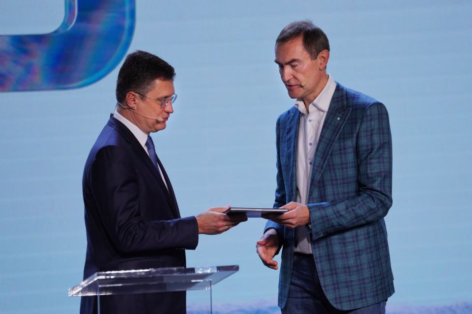 Армен Гаспарян: Сегодня на AI Journey прошел приятный обмен любезностями