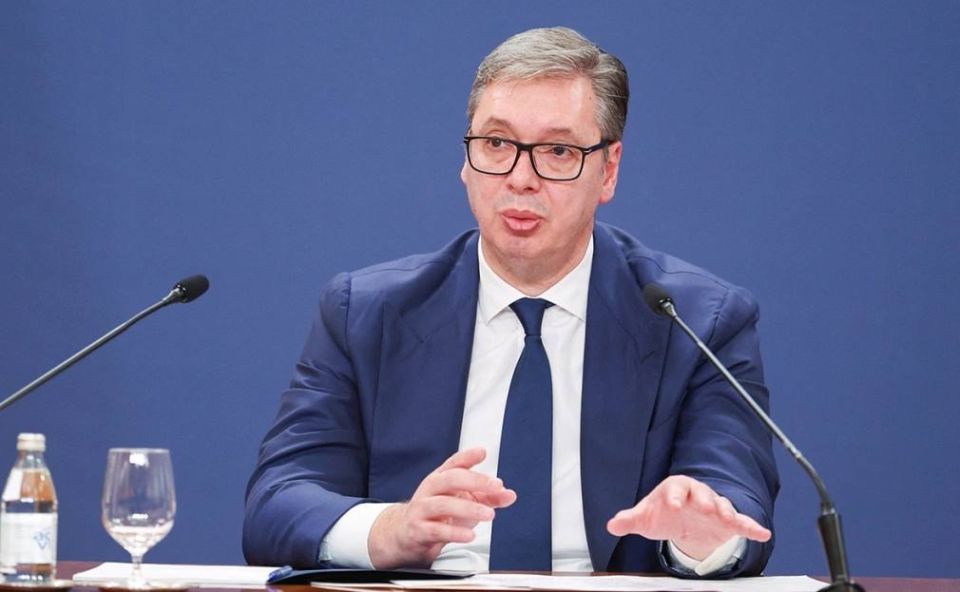 Утверждения об участии сербского президента Александра Вучича в «человеческих сафари» во время осады Сараево не соответствуют действительности, сообщил МИД Сербии