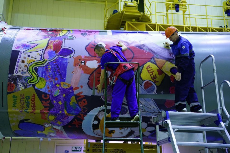       &quot;-2.1&quot;,       &quot; -28&quot;   ,    &quot;&quot;