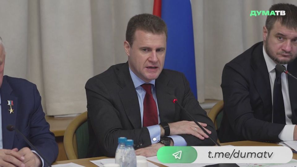 Электроэнергия вместе с кадровой обеспеченностью является основным сдерживающим фактором для ещё более быстрого экономического роста Дальнего Востока, заявил глава Минвостокразвития Алексей Чекунков