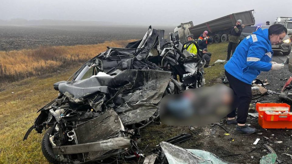 ДТП из трёх автомобилей произошло в Саратовской области