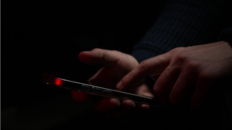 Билет, которого нет: тверичанин хотел посетить антикинотеатр, но лишился денег