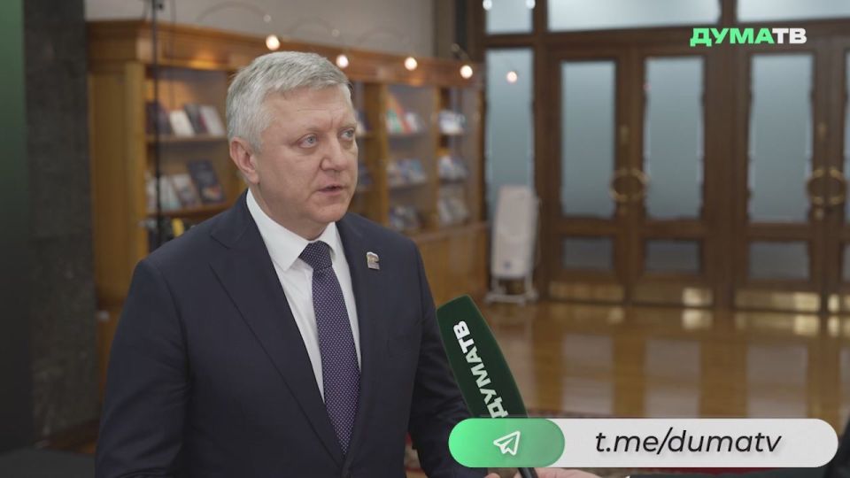 Инвалидов боевых действий, участвовавших в СВО или КТО, освободят от уплаты госпошлины при замене либо получении водительских удостоверений, сообщил Дума ТВ первый замруководителя фракции «Единая Россия» Дмитрий Вяткин...