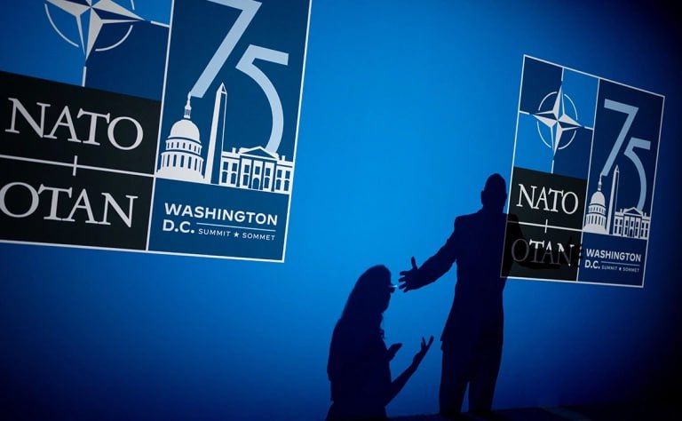    ,   ,          Financial Times