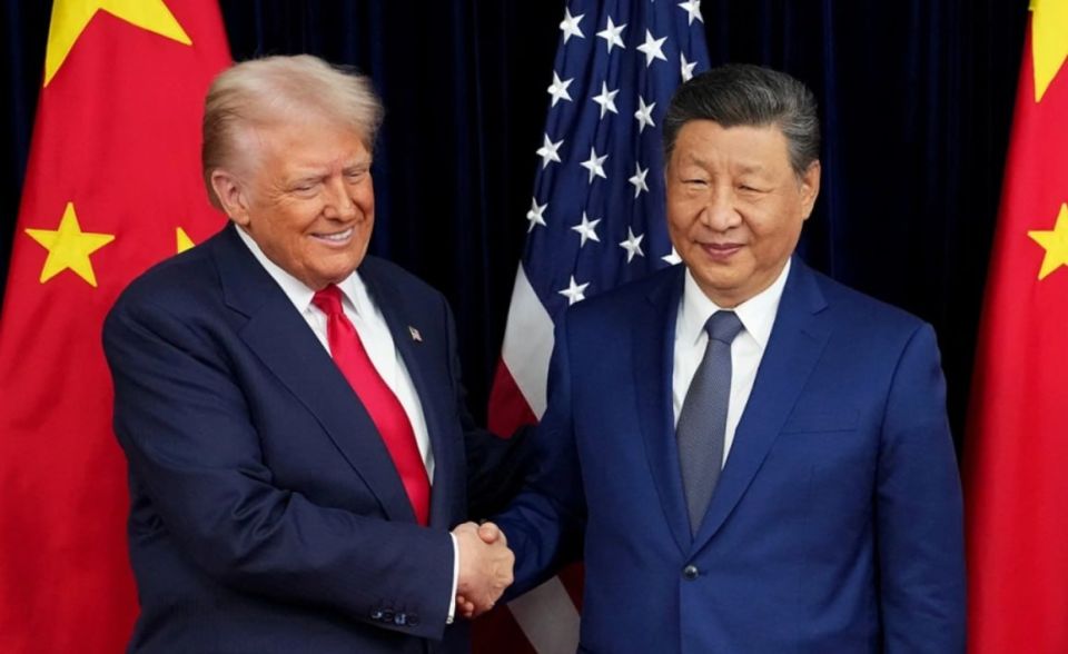 Председатель КНР Си Цзиньпин провел телефонный разговор с президентом США Дональдом Трампом, сообщает Центральное телевидение Китая