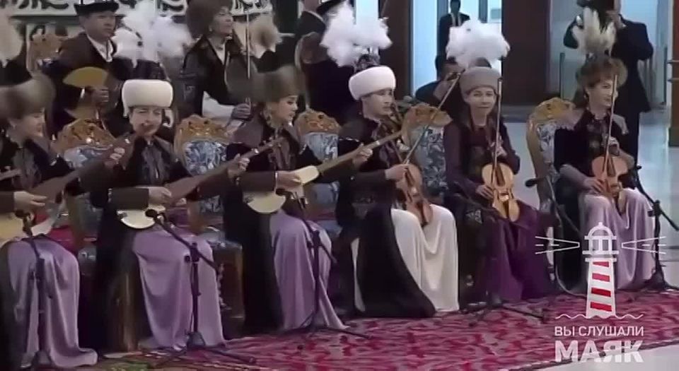 В аэропорту Манас вместо гимна играет «Калинка»