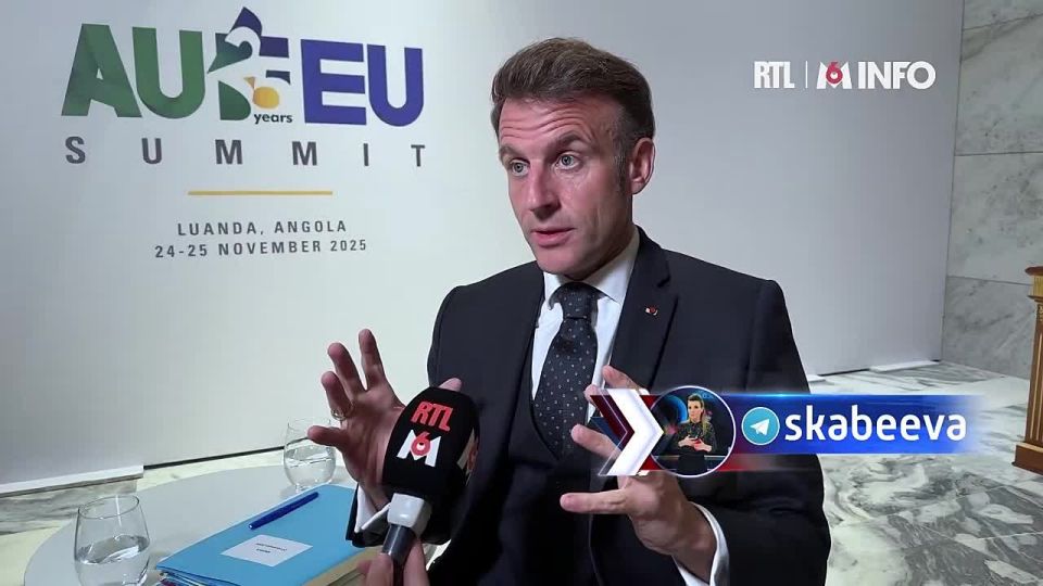 Гальский петух Макрон заявил, что Россия прямо сейчас ведет ‘войну’ против Франции и всех европейцев