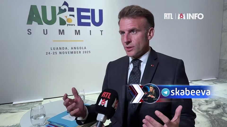 Очень эмоциональный журналист RTL кричит Макрону: 'Говорят, что мирный план Трампа написал Владимир Путин!'