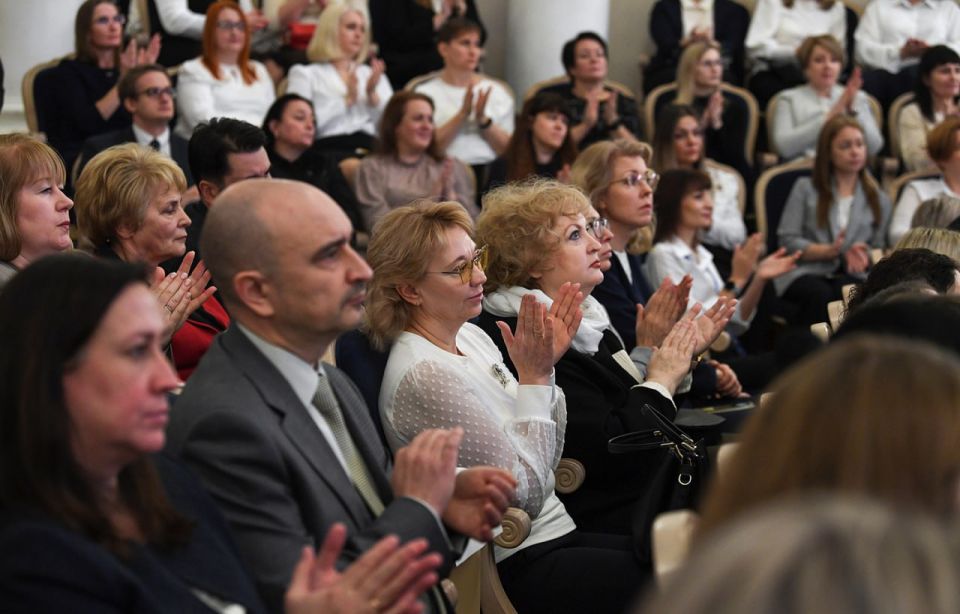 26    ,      .  35-         ,   ...