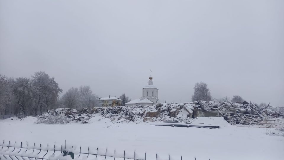 Старый «Речной» демонтируют, чтобы на его месте построить современный многофункциональный культурно-выставочный центр