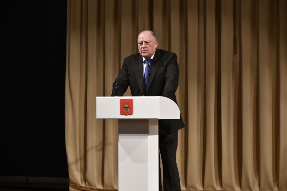 26 ноября состоялось праздничное мероприятие, посвященное Дню работника налоговых органов РФ. С 35-летием федеральной службы специалистов Верхневолжья поздравили врио Губернатора Виталий Королев, председатель ЗСТО Сергей... 26 ноября состоялось праздничное мероприятие, посвященное Дню работника налоговых органов РФ. С 35-летием федеральной службы специалистов Верхневолжья поздравили врио Губернатора Виталий Королев, председатель ЗСТО Сергей...