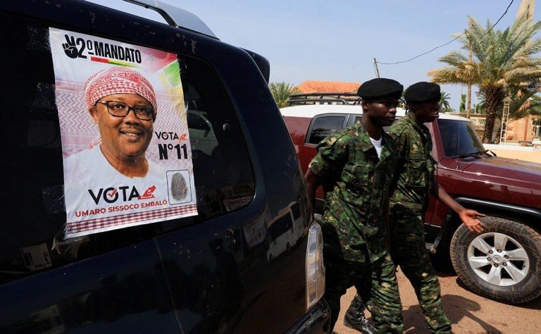  -   ,  Jeune Afrique    