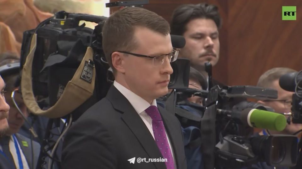  ,   28          ,  :