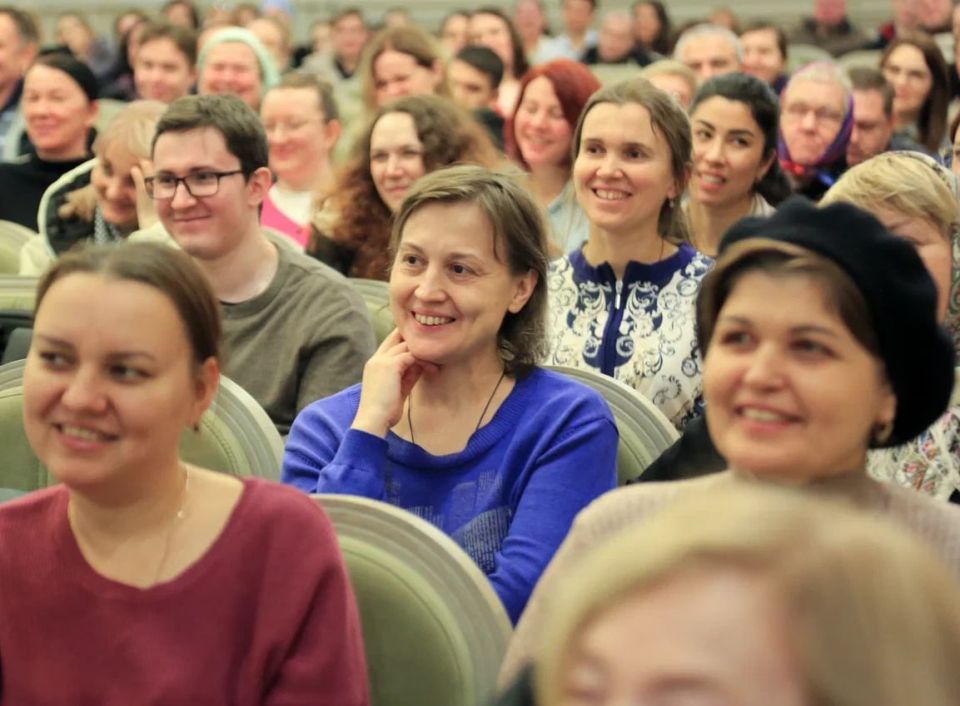 Роман Голованов: У нас всё получилось. Спасибо всем, кто пришёл в Сретенский монастырь, чтобы лично пообщаться и задать свои вопросы