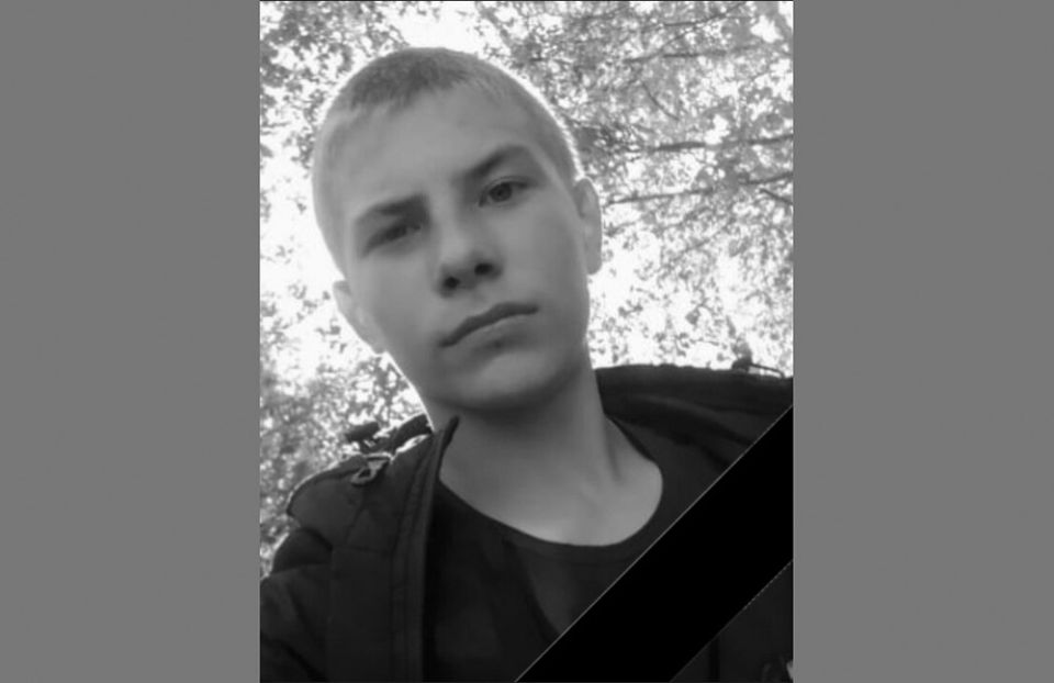 Житель Тверской области выкопал целый арсенал военного оружия и боеприпасов Житель Тверской области выкопал целый арсенал военного оружия и боеприпасов